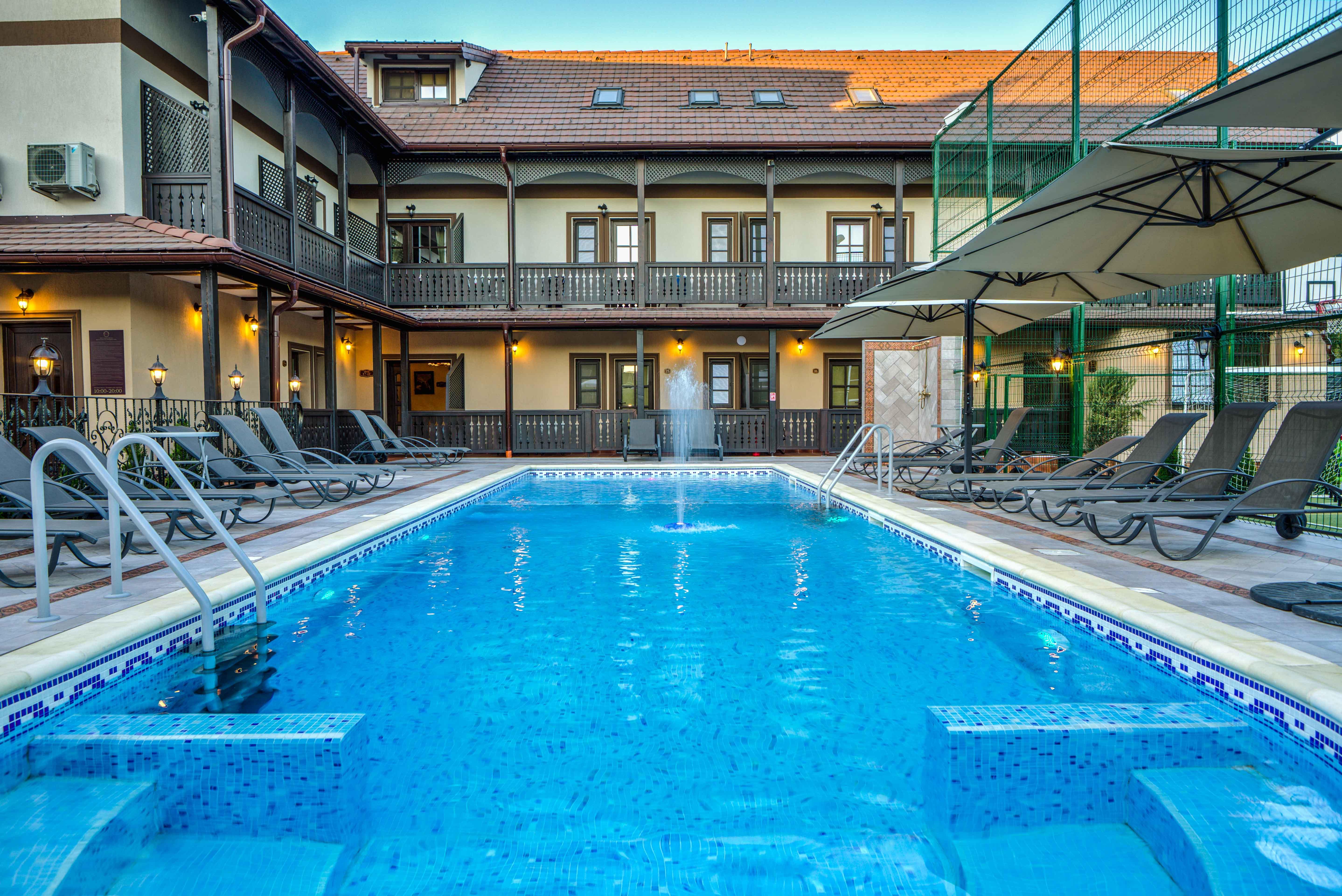 Conacul Ambient Hotel Cristian  Exterior photo