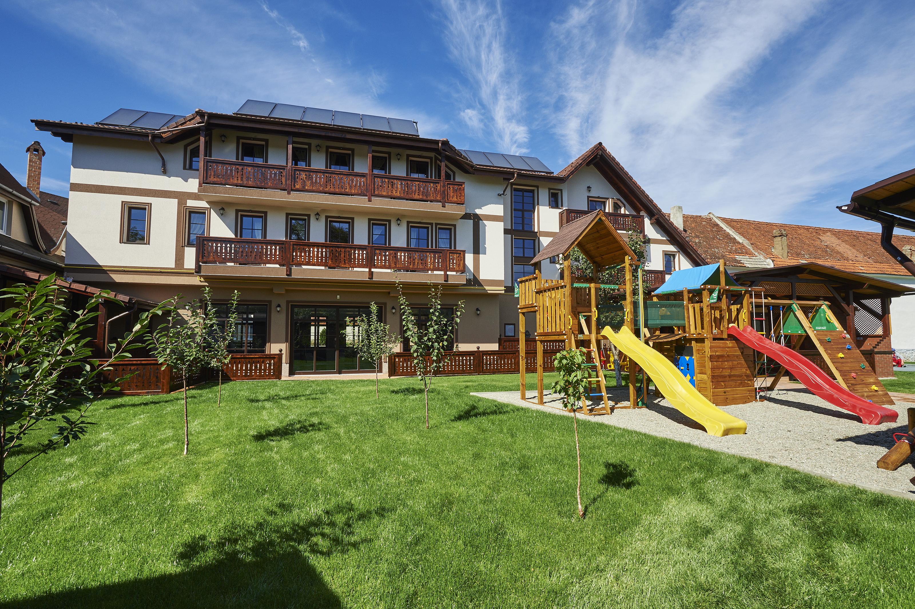 Conacul Ambient Hotel Cristian  Exterior photo